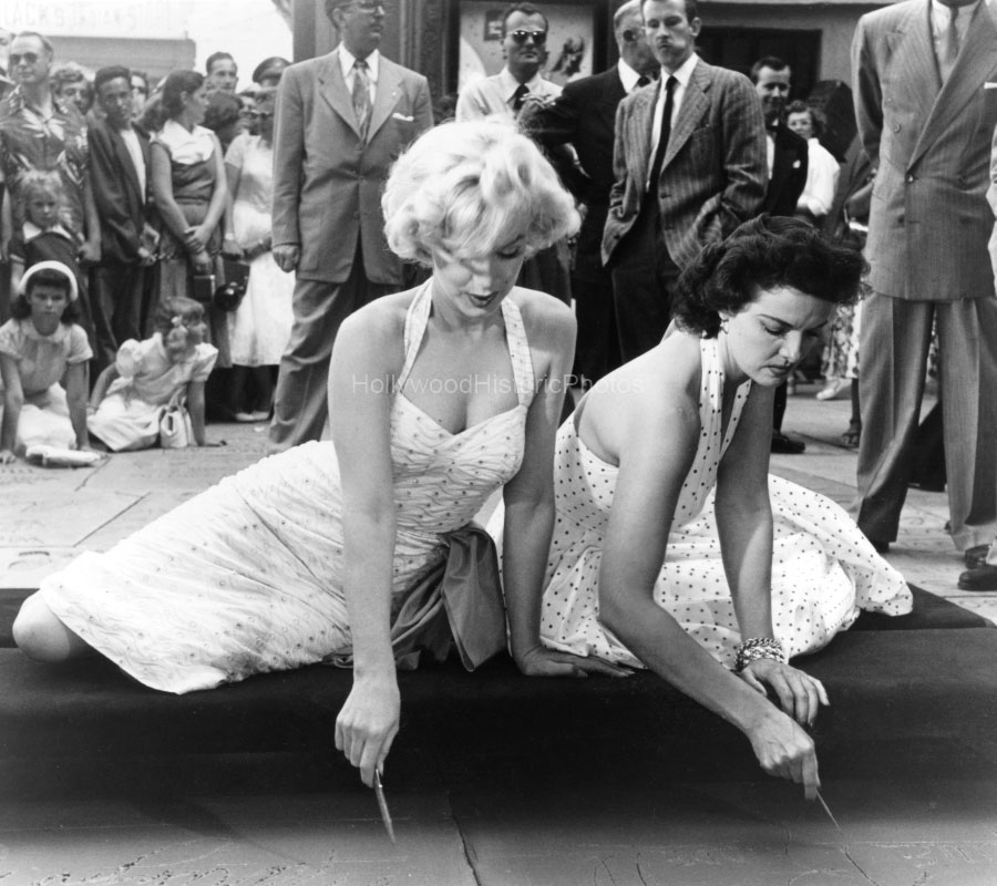 Marilyn Monroe 1953 5.jpg